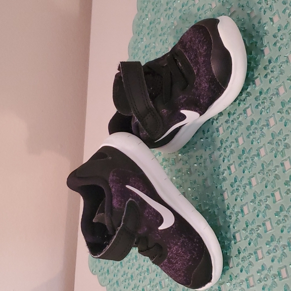 Nike Other - Reduced! Nike Free Run toddler sneakers 👟